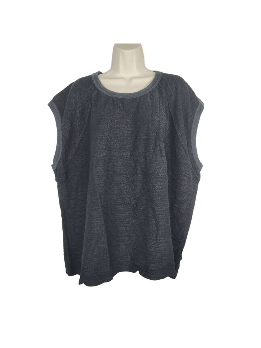 Universal Thread Sleeveless Muscle Shirt Textured Women Size 3X 24 26 Black NEW